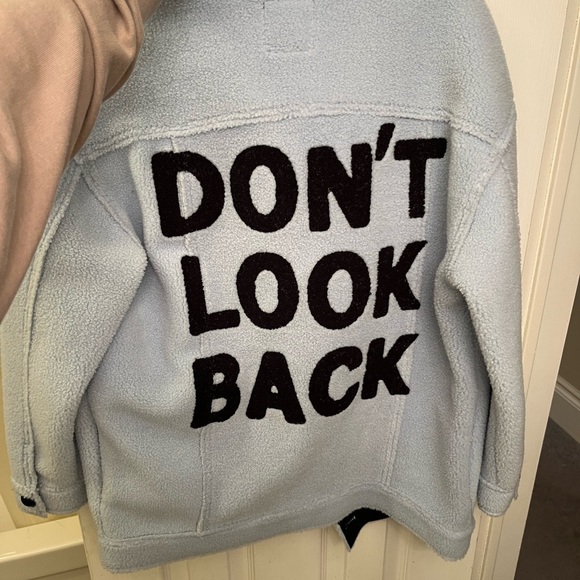 Blue Sherpa Jacket size small - Picture 3 of 3